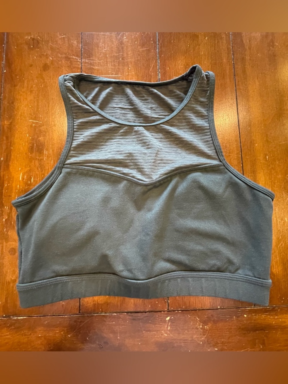 Sexy Yet Savage sz M gray sports bra